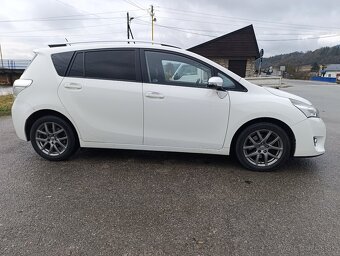 Toyota Verso 2,2 D-CAT - 3