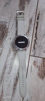 Samsung galaxy Watch 4 classic - 3