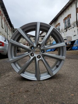 sada originálních alu kol Volkswagen 5x112 - 3