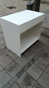 Predajné stoly (pulty) - 3