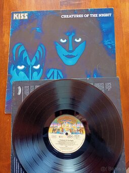 Kiss - 3