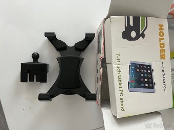 Drziak na tablet do auta - 3