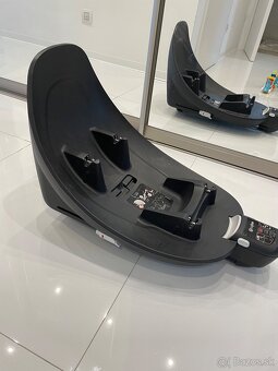 Vajicko Cybex s isofixom - 3
