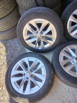 4ks alu disky orig. Škoda 5x112 R17 pneu 205/55 R17 5mm - 3