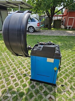 vyvažovačka Lincos U-823 -rezervovane - 3