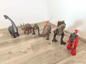 Dinosaury - 3