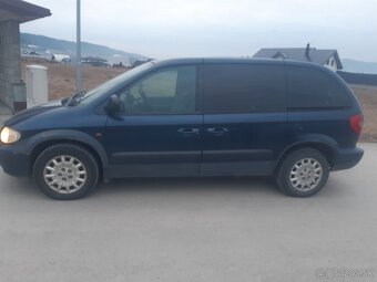 Chrysler voyager - 3