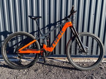 Predám karbonový celoodpružený elektrobicykel veľkosť L - 3