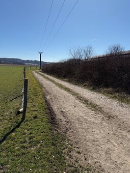 Predaj pozemoku v obci Hronsek 2700 m2 - 3