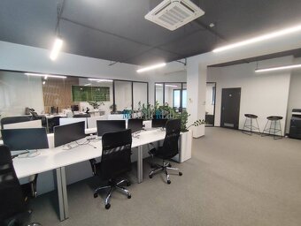 Polyfunkčný priestor s parkovaním v Nitre - 3