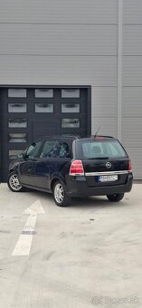 Predám Opel Zafira 1.9 CDTI 7miest - 3