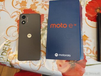 Motorola e 14 - 3