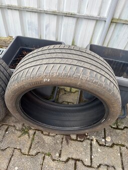 Predám 225/40r18 92y - 3