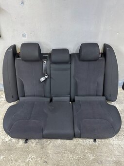 Volkswagen Passat B6 Sedačky - 3