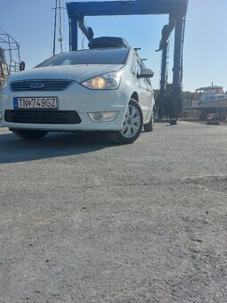 Ford galaxy - 3