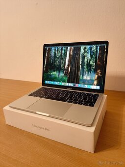 Apple MacBook Pro 13 Retina | i5 • 8GB • 512GB SSD • Touch B - 3