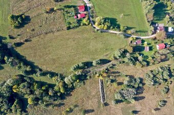 Predaj jedinečného pozemku 836 m2 s IS na parcele v Makove - 3