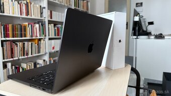 Prodám MacBook M3 pro - 3
