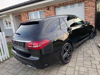 Mercedes-Benz C220D T AMG-Line + Night Edition - 3