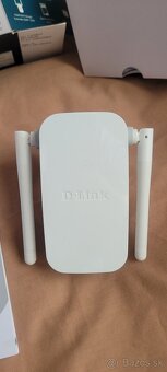 Predám WiFi extender D-Link - 3
