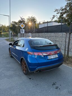 Civic 1.8 benzín 103kw - 3