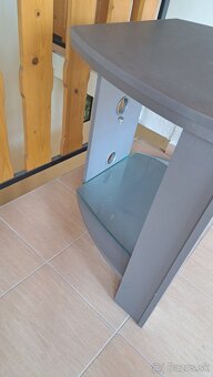 Stolik pod televizor - 3