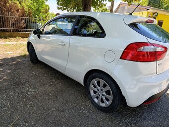 Kia Rio, 1.4 CRDI, 10/2014, 1.majitel a uživatel auta - 3