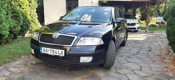 Škoda Octavia Combi 2.0 TDI Elegance DSG - 3
