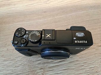 Fujifilm X-E1 , objektív Vivitar 500 mm f/8 - 3