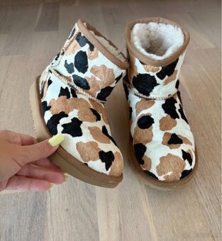 Dámske UGG Classic Cow veľkosť 36 - 3