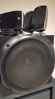 Logitech Z5500 - 3
