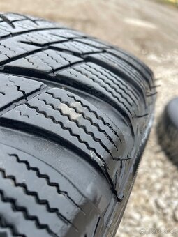 W- Škoda  Bridgestone  R 17 plechové disky - 3