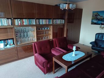 Na predaj veľkometrážny 3 izbový byt Žarnovica - 3