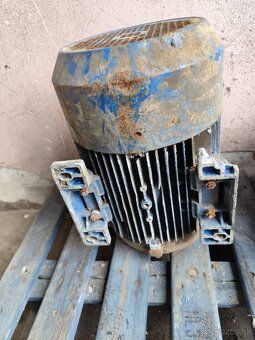 Elektromotor 7,5 kW, 2900 ot/min - 3