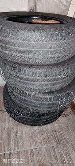 Predám 4 letne pneu 195/65 R 15 - 3