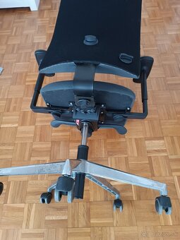 Kancelárske kreslo - 3