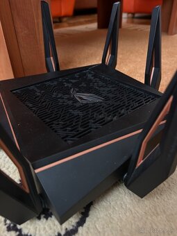 Trojpasmovy wifi router - 3
