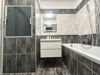 PREDAJ - 4 izbový byt s balkónom, Okružná ulica, Rožňava - 3