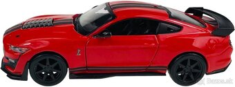 Model ford Mustang - 3