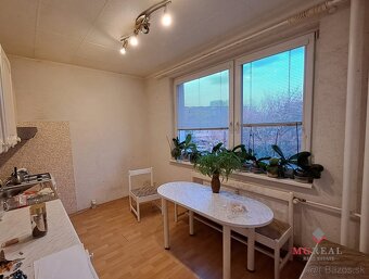 2 Izbový byt s balkónom Topoľčany - 3