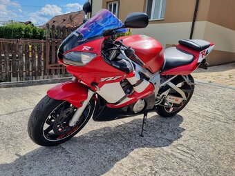 Yamaha R6 v 25kw inak plne otvorená (možnosť jazdiť od 18) - 3