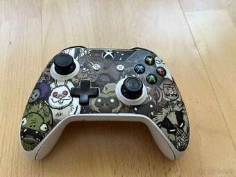 Xbox one S 1TB + ovládač + 3 hry (fotka) - 3