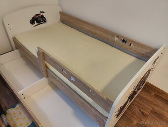 Predám detsku postel 160x80 s matracom - 3
