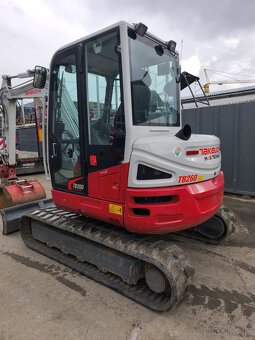 TAKEUCHI TB260 - DIESEL - 3