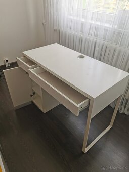 Predám pracovný stôl MICKE, 105x 50 cm, biely - 3