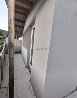 Dvojizbový holodom v Nitre na predaj s výhladom na Zobor - 3