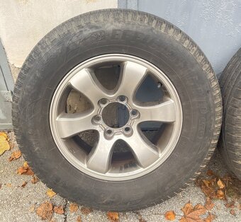 Predam 4ks Toyota Land Cruiser kolesa 265/65 R17 +Good Year - 3