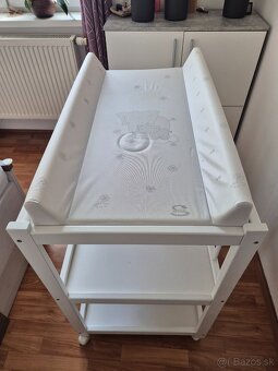 Prebaľovací pult - 3