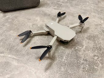 Predám alebo vymením DJI Mini SE Fly More Combo - 3