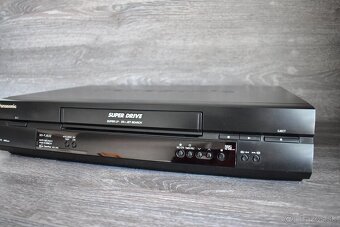 Panasonic NV-FJ632 Super Drive videorekordér - 3